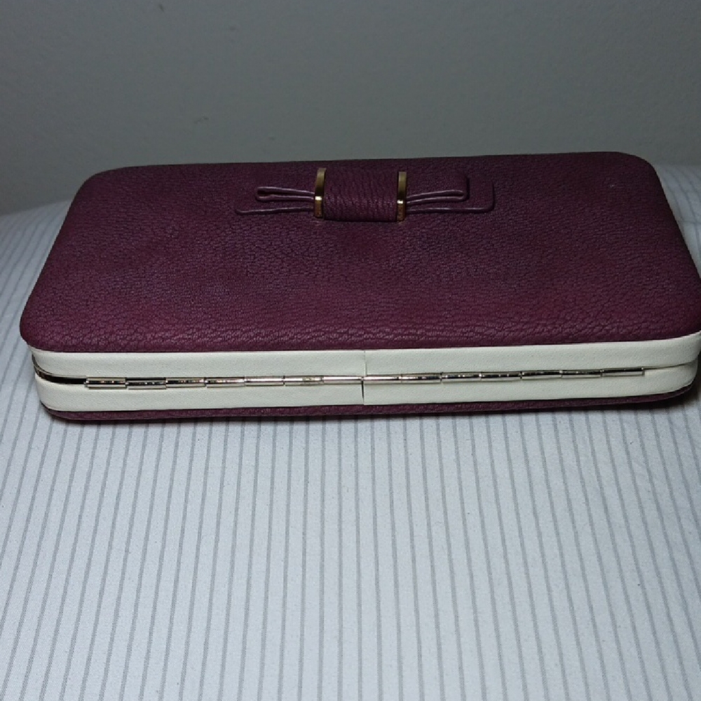 Chic Plum Clutch with Bow Accent - Picture 6 of 6